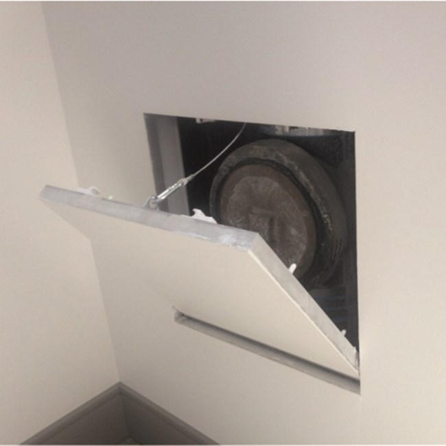 Botola d'ispezione per cartongesso - FF Systems – A filo parete, apertura push-to-open - immagine 3