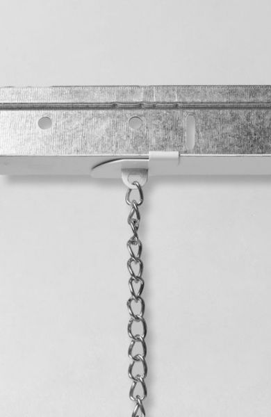 Clip di Supporto Orizzontale con Foro per Pendinatura - Art. AKIFIX AMCSU23001 (Confez. 100 pz) - immagine 3