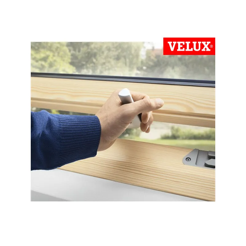 VELUX - Finestre per tetti abitati - tutta la gamma completa di accessori